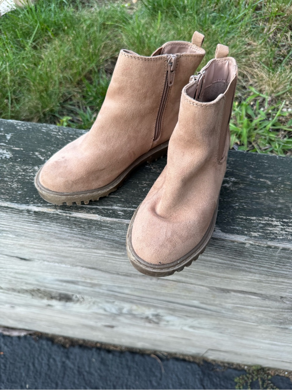 Boys Toddler Suede Chelsea Bootie in Light Brown